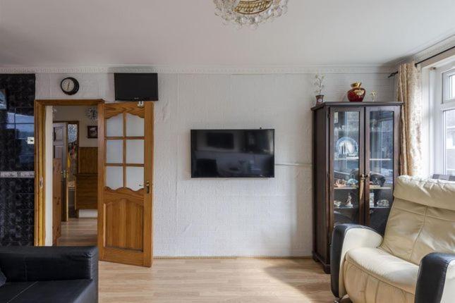 1 Bedroom Flat Close To City With Free Parking Arrangement London Kültér fotó