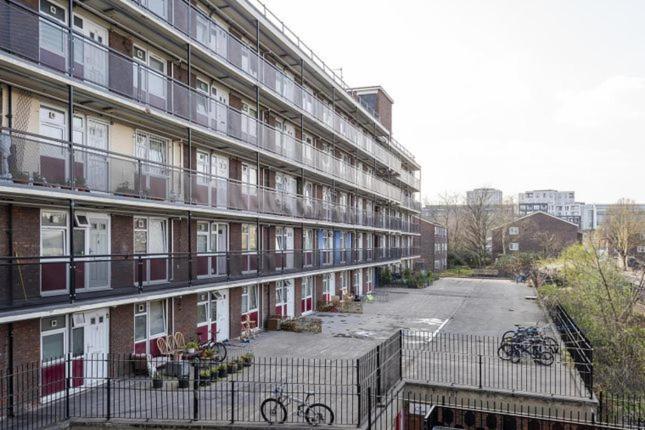 1 Bedroom Flat Close To City With Free Parking Arrangement London Kültér fotó